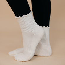 Load image into Gallery viewer, Oat Milk Cream Neutral Pilates Grip Socks – Daily Grind