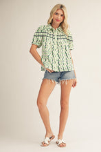 Load image into Gallery viewer, Shirring Detail Button Down Floral Top