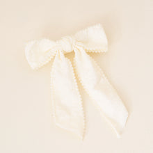 Load image into Gallery viewer, Pearl Hair Bow Cream