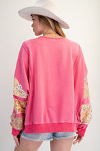 Load image into Gallery viewer, Print Mixed Washed Terry Pullover