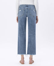 Load image into Gallery viewer, High Rise Distressed Dad Jeans
