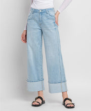 Load image into Gallery viewer, Streamlined Baggy Cuffed Jean
