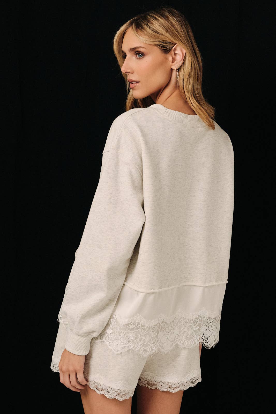 Lace Trimmed Hem Sweatshirt