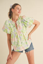 Load image into Gallery viewer, Lime Multi Floral Scalloped Neck Top
