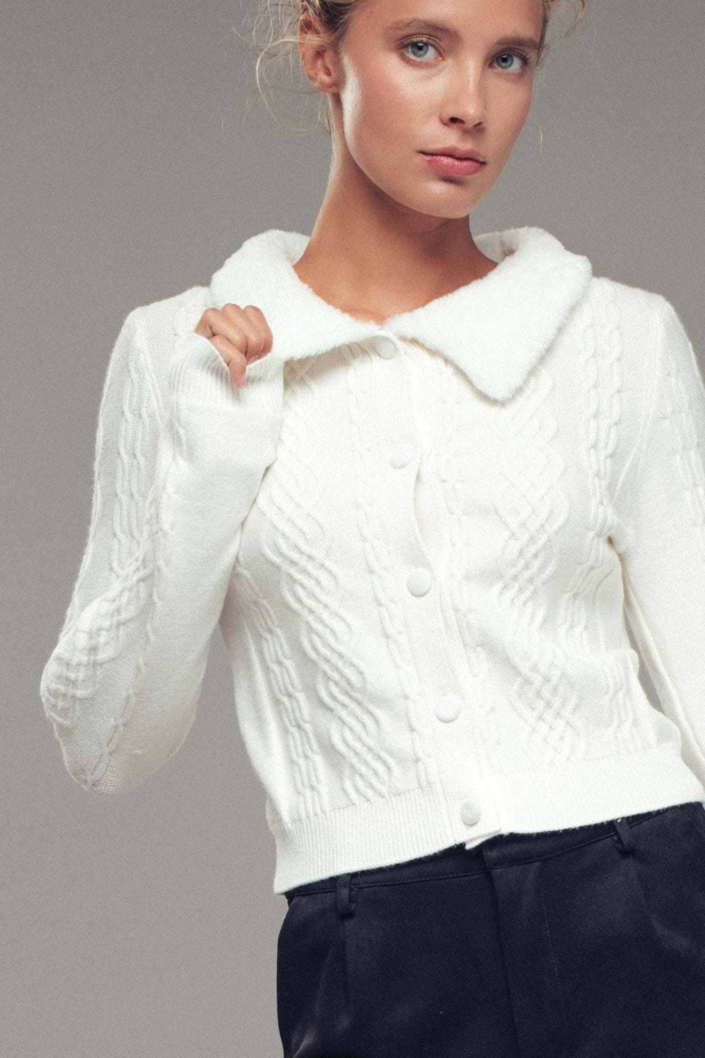 Faux Fur Collar Cable Knit Cardigan