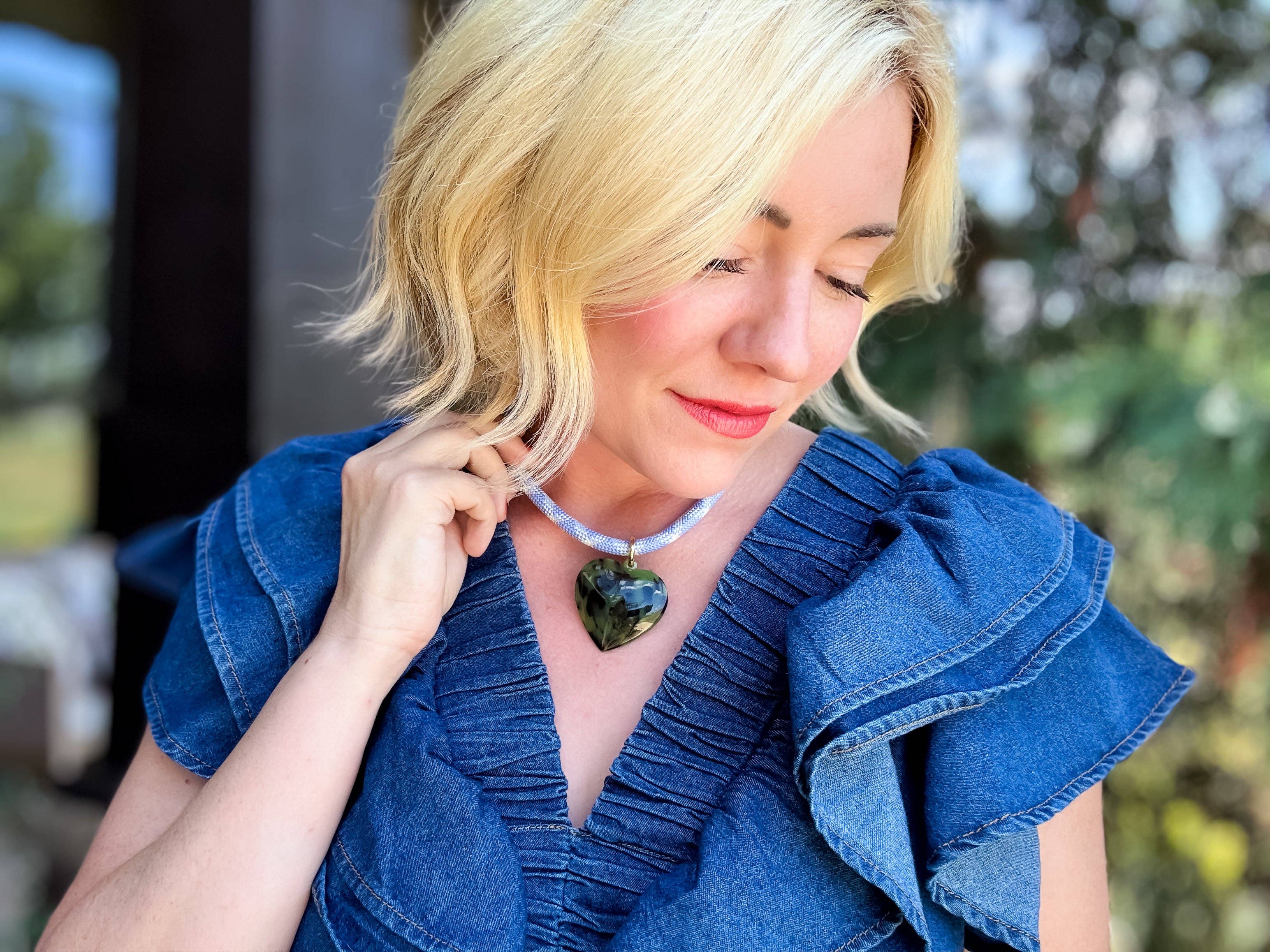 Blakely Thick Cord Necklace - Green Tortoise Heart Charm