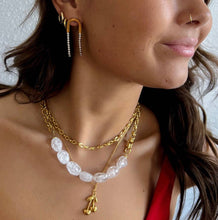 Load image into Gallery viewer, Edel Crystal Chain Drop Earrings
