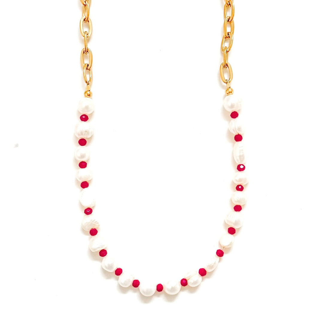 Isla Beaded Pearl Necklace Red