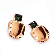 Load image into Gallery viewer, Eartha Emerald Square Studs Gold

