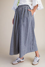 Load image into Gallery viewer, Gingham Pattern Wide Washed Pants
