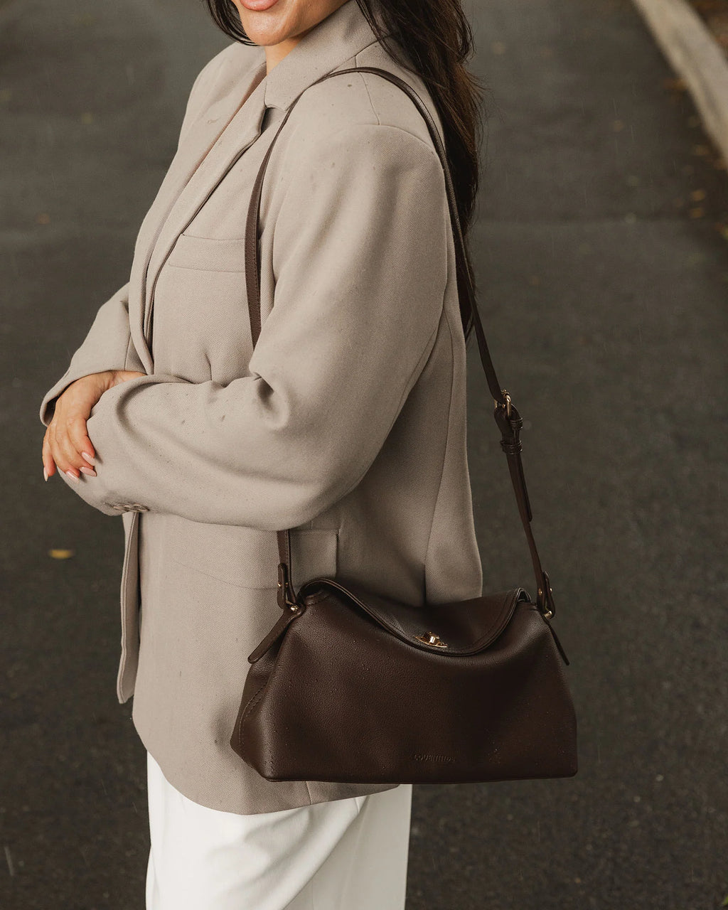 Nicole Chocolate handbag with adjustable crossbody strap