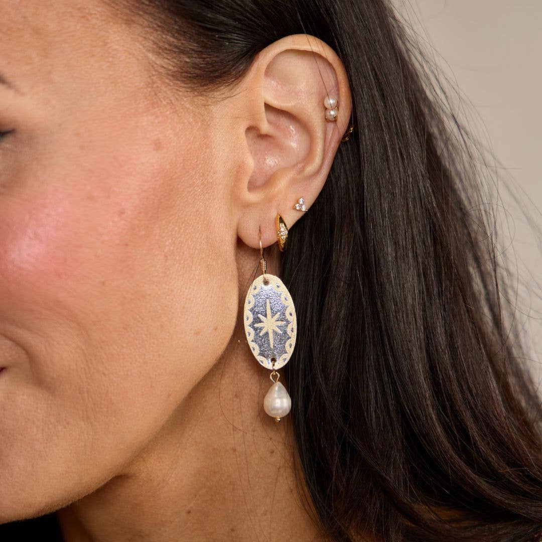 Silver satin mixed metal Auden pearl drop earrings with a modern foil finish.