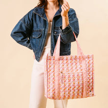 Load image into Gallery viewer, Everyday Quilted Tote Petal Parade Pink

