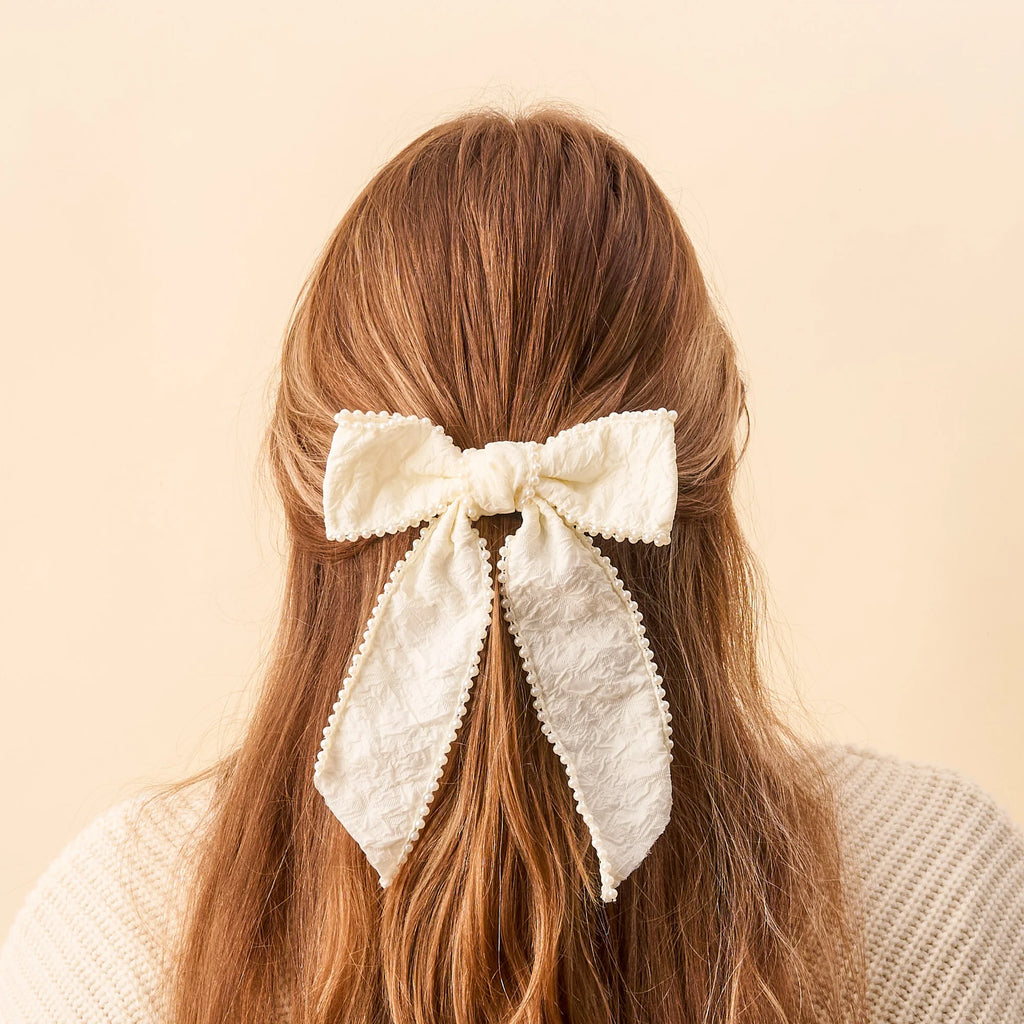 Pearl Hair Bow Cream