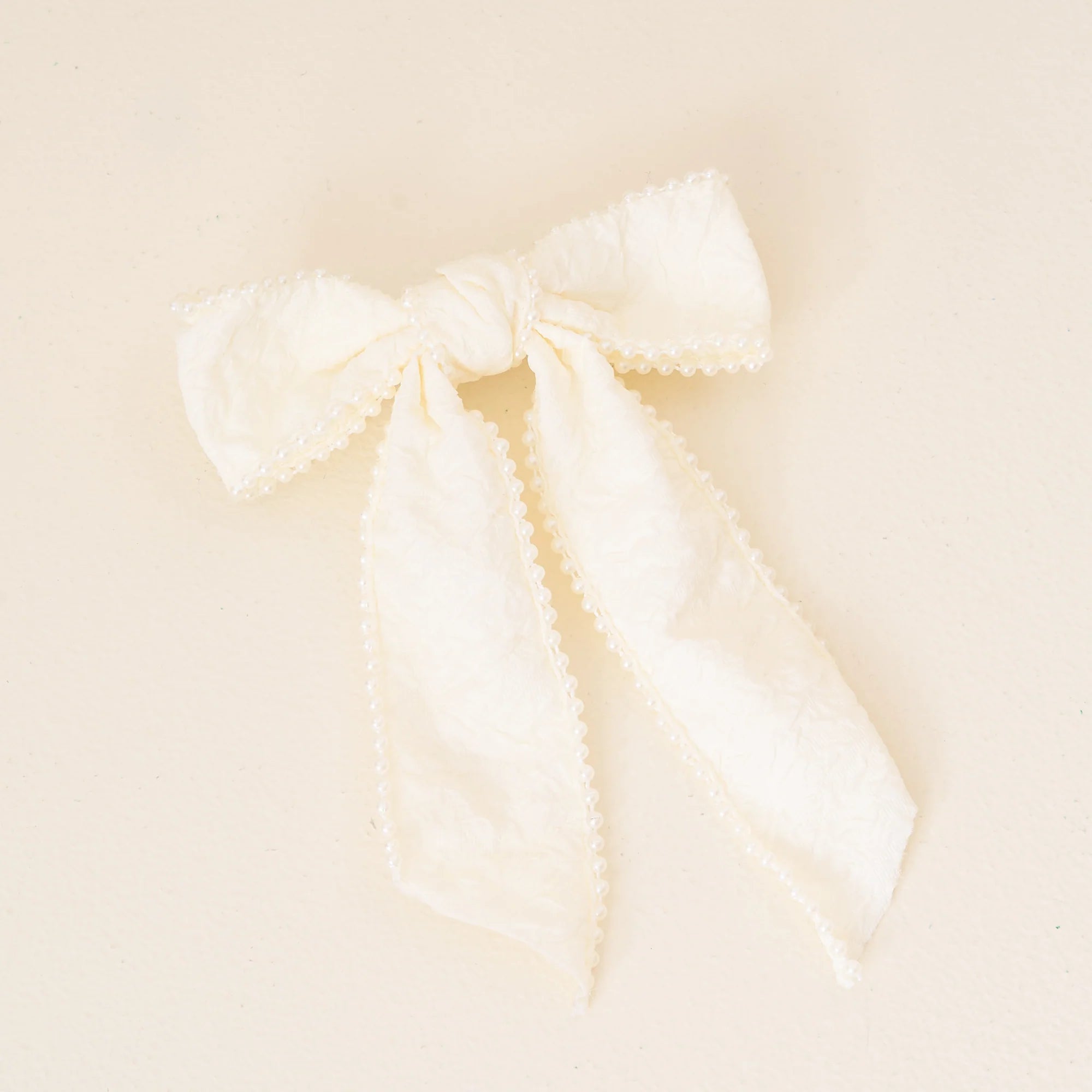 Pearl Hair Bow Cream