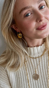 Eartha Emerald Square Studs Gold