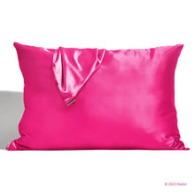 Load image into Gallery viewer, Barbie x Kitsch Iconic Barbie Satin Pillowcase
