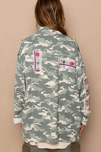 Load image into Gallery viewer, Camo Patches Utility Jacket
