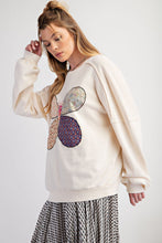 Load image into Gallery viewer, Butterfly Patch Detail Pullover
