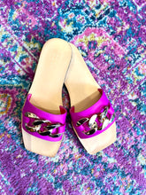 Load image into Gallery viewer, Dilia Sandal Fuchsia

